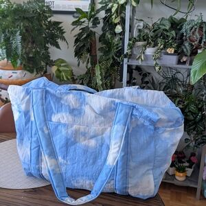 Baggu Cloud Carry-On
